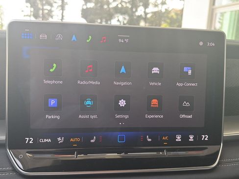 Certified 2025 Volkswagen Tiguan SE R-Line AWD/4WD image 20
