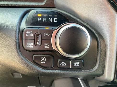 Used 2023 RAM 1500 Big Horn AWD/4WD image 27