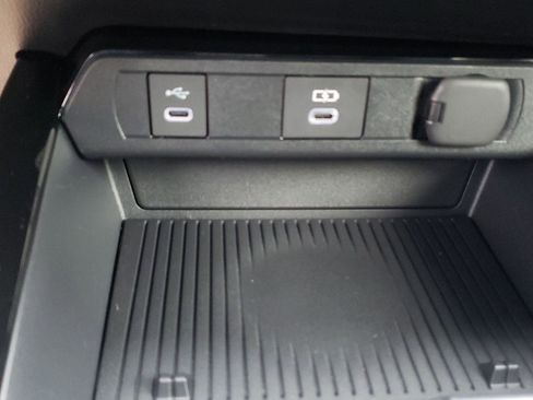 New 2026 Toyota Prius Plug-In Hybrid image 16