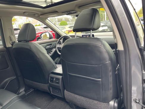 Certified 2023 Nissan Rogue SV w/ SV Premium B Package AWD/4WD image 15