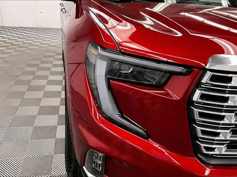 Used 2025 GMC Acadia Denali w/ Super Cruise Package image 33