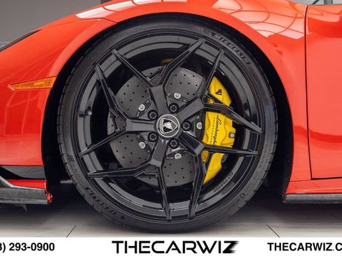 Used 2023 Lamborghini Huracan Tecnica RWD image 13