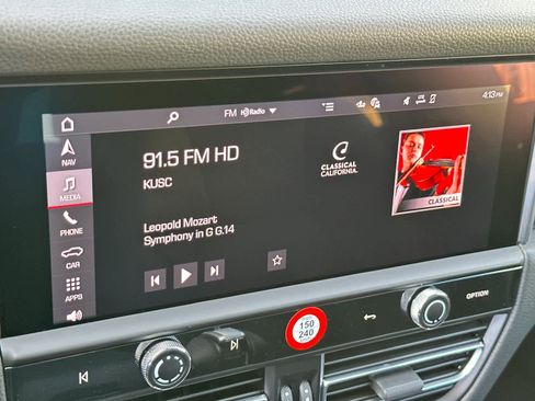 New 2026 Porsche Macan image 20