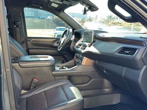 Used 2021 Chevrolet Tahoe High Country image 10