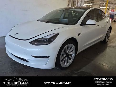 Used 2023 Tesla Model 3 Standard Range image 1