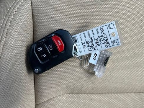 Used 2021 Jeep Wrangler Unlimited Sport AWD/4WD image 17