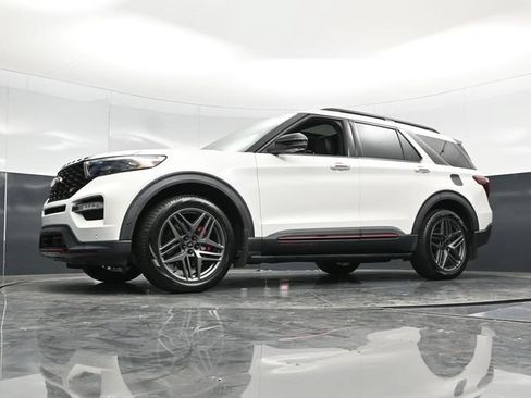 Used 2021 Ford Explorer ST w/ Equipment Group 401A AWD/4WD image 64