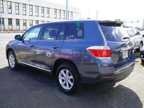 Used 2011 Toyota Highlander 2WD image 19