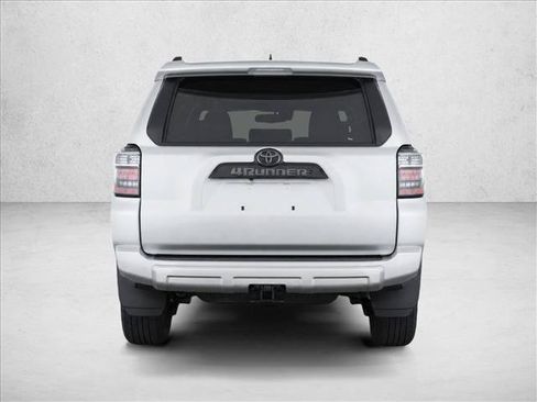 Used 2021 Toyota 4Runner TRD Off-Road Premium w/ Moonroof Package AWD/4WD image 6