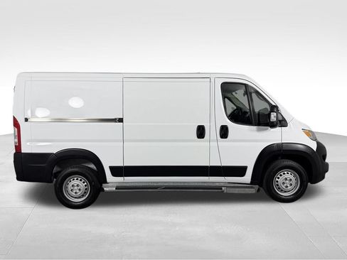Used 2025 RAM ProMaster 2500 w/ U-Haul Equipment Group FWD image 6