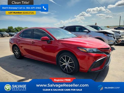 Used 2021 Toyota Camry SE FWD image 5