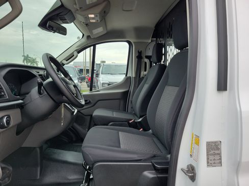 Used 2025 Ford Transit 250 Low Roof w/ Exterior Upgrade Package RWD image 11