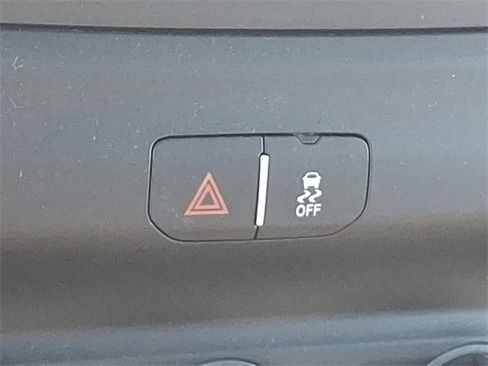 Used 2023 RAM 3500 Tradesman w/ Chrome Appearance Group image 28