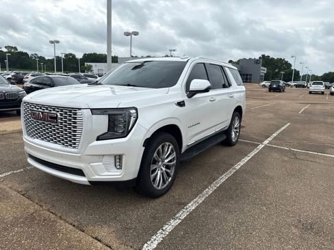Used 2022 GMC Yukon SLT w/ SLT Luxury Package RWD image 1