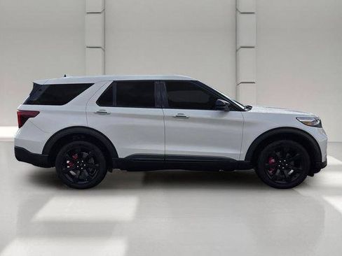 Used 2022 Ford Explorer ST w/ Equipment Group 401A AWD/4WD image 6