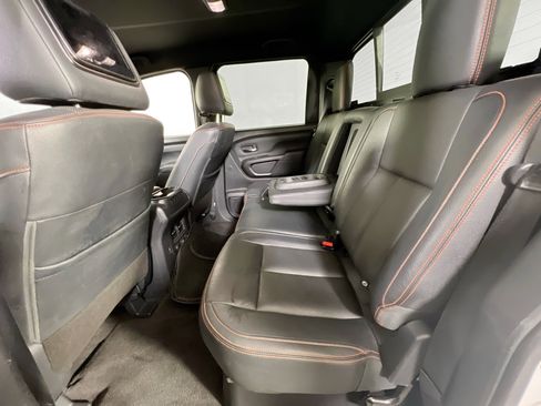 Used 2021 Nissan Titan PRO-4X w/ Pro-4x Convenience Package image 22