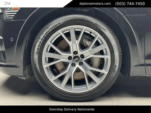 Used 2021 Audi e-tron Prestige image 43