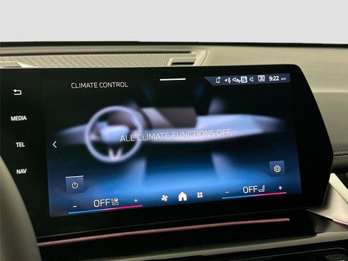 New 2026 BMW X1 xDrive28i w/ Technology Package AWD/4WD image 16