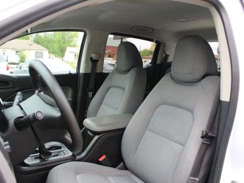 Used 2019 Chevrolet Colorado W/T w/ WT Convenience Package AWD/4WD image 10