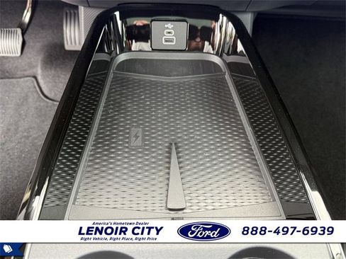 New 2025 Ford Mustang Mach-E Premium image 18