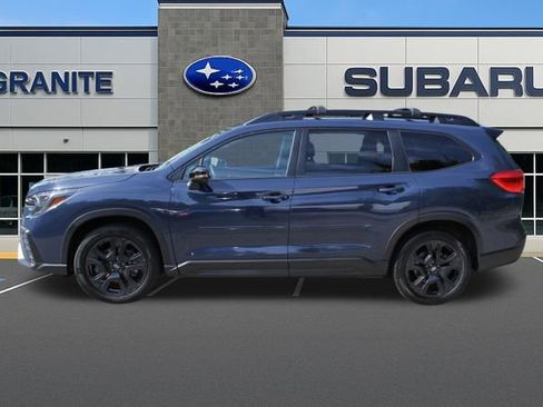 Used 2023 Subaru Ascent Onyx Edition image 7