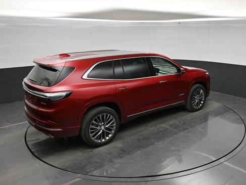 New 2026 Buick Enclave Avenir w/ Super Cruise Package AWD/4WD image 31