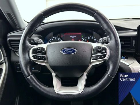 Certified 2021 Ford Explorer XLT image 11
