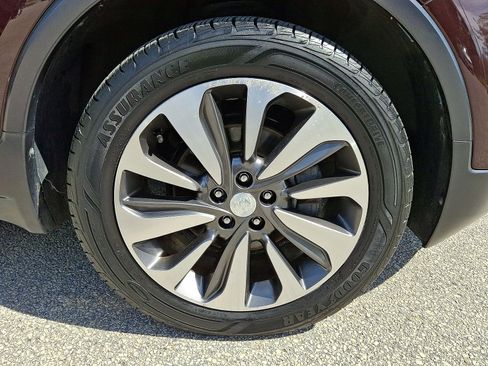 Certified 2017 Buick Encore Essence image 27