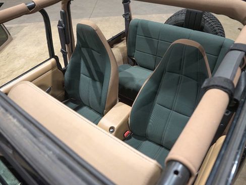 Used 2002 Jeep Wrangler Sahara AWD/4WD image 19