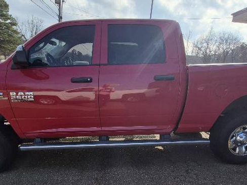 Used 2018 RAM 2500 Tradesman w/ Chrome Appearance Group image 2