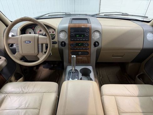 Used 2004 Ford F150 Lariat image 13