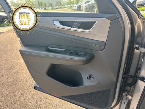 New 2025 Volkswagen Atlas Cross Sport SE image 20