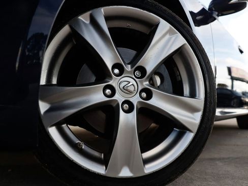 Used 2011 Lexus IS 250 image 3