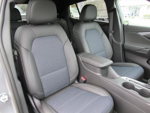 New 2026 Buick Envista Preferred w/ Convenience I Package FWD image 9