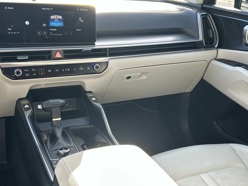 Used 2025 Kia Sorento EX w/ Panoramic Sunroof Package AWD/4WD image 29