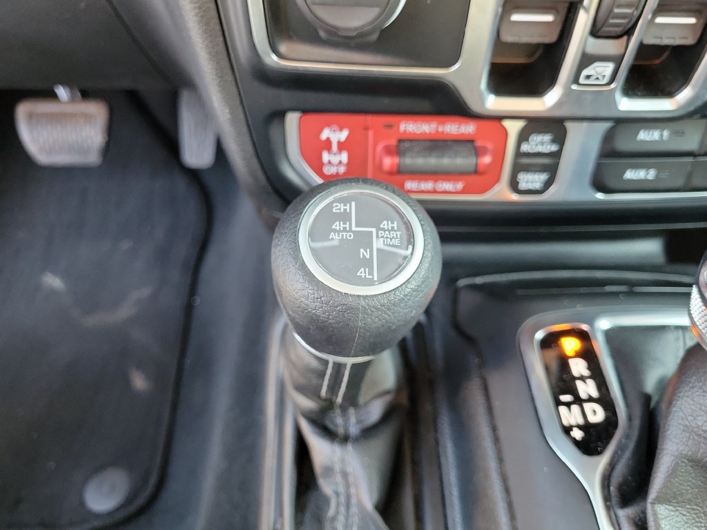 Used 2024 Jeep Wrangler Unlimited Rubicon 4xe AWD/4WD image 40
