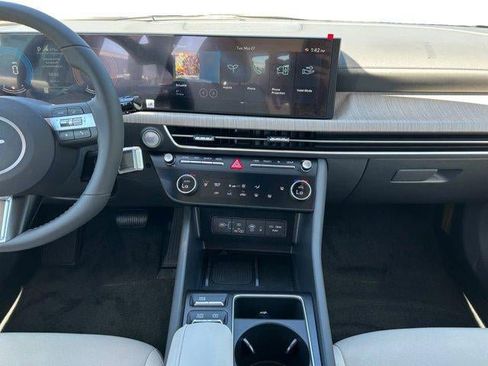 New 2025 Hyundai Sonata SEL FWD image 13