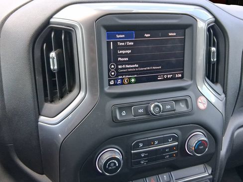 Used 2022 Chevrolet Silverado 1500 Custom AWD/4WD image 23