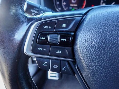 Used 2019 Honda Accord Sport image 13