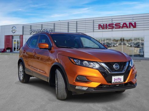Certified 2022 Nissan Rogue Sport SV w/ Technology Package image 4