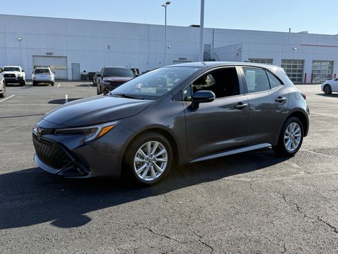 Used 2024 Toyota Corolla SE image 4