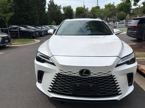 Used 2025 Lexus RX 350 Premium w/ Accessory Package AWD/4WD image 4