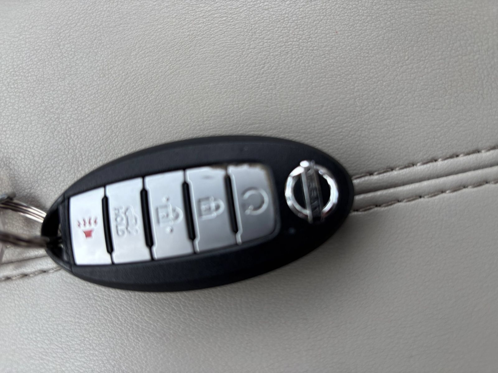 Used 2025 Nissan Altima 2.5 SV FWD image 24