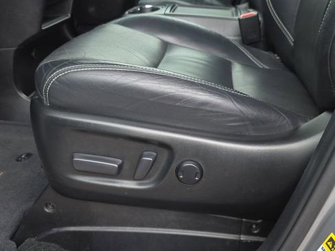 Used 2017 Toyota Sienna SE w/ SE Preferred Package image 30