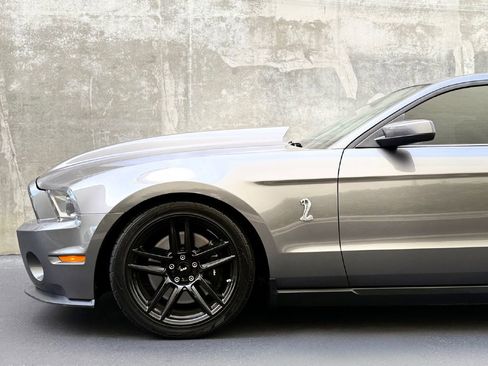 Used 2011 Ford Mustang Shelby GT500 w/ SVT Performance Pkg image 7