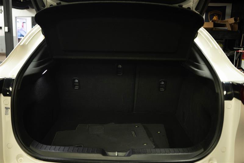 Used 2021 MAZDA CX-30 AWD 2.5 S w/ Premium Package image 7