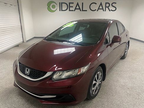 Used 2013 Honda Civic LX image 1