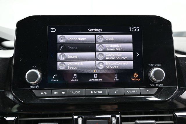 Used 2025 Nissan Pathfinder SV FWD image 40