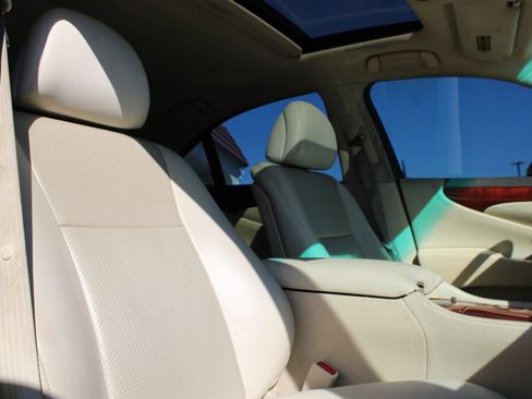 Used 2010 Lexus LS 460 RWD image 10