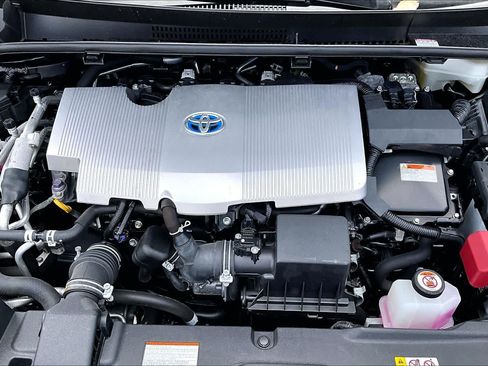 Used 2022 Toyota Prius Prime XLE FWD image 31